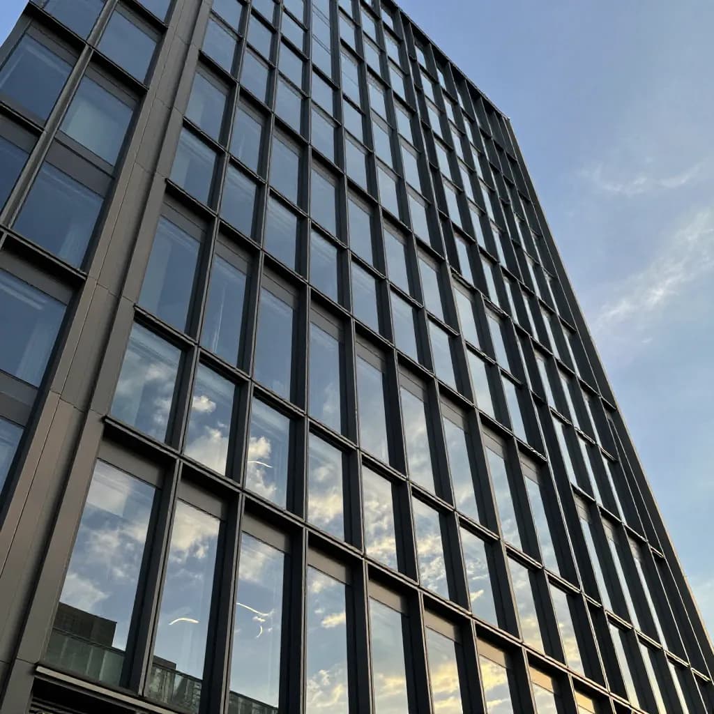 Powder Coating for Architectural Curtain Walls: Color Consistency and Performance Across Large Facades